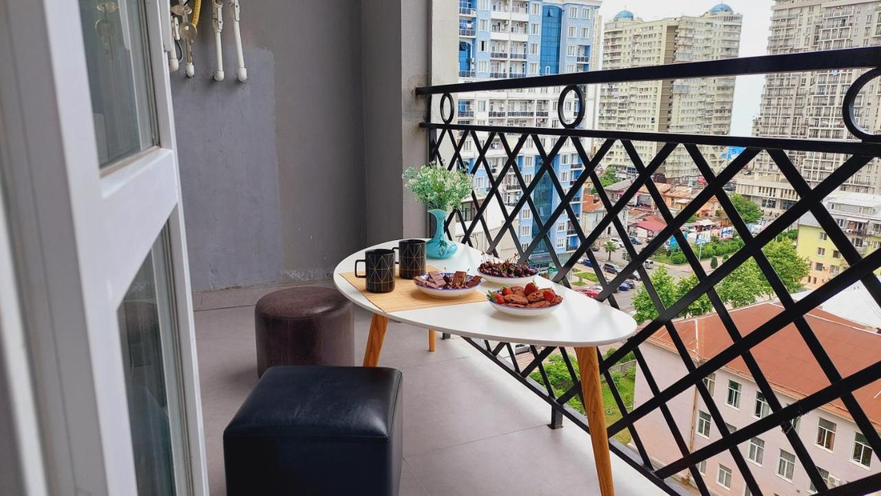 Irakli Sweet Home 巴统 外观 照片